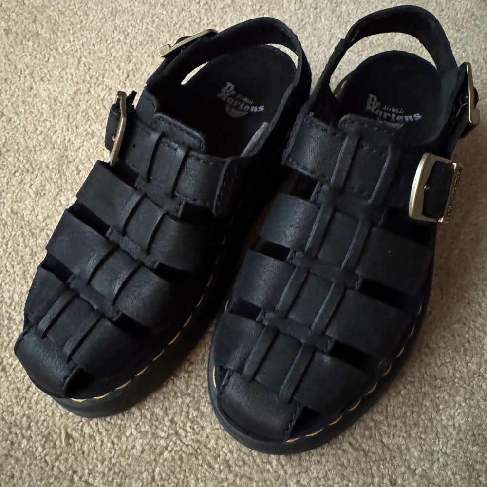 Dr. Martens Fisherman sandals